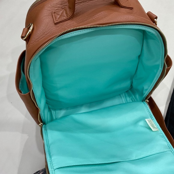 Lily Jade Anna leather bag/diaper bag - Picture 13 of 16